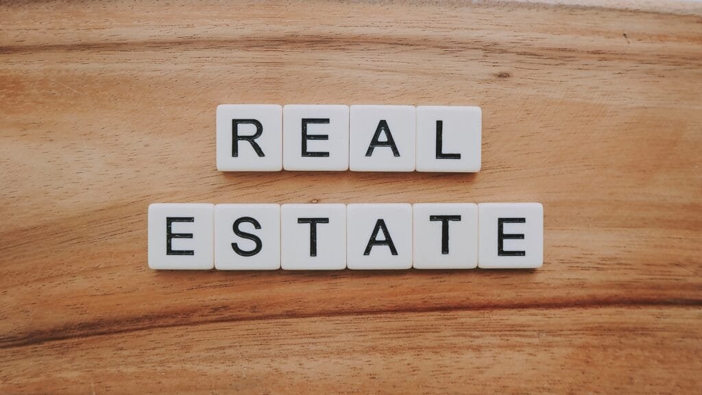 precondo-ca-QHDFm084RNk-unsplash real estate sydication