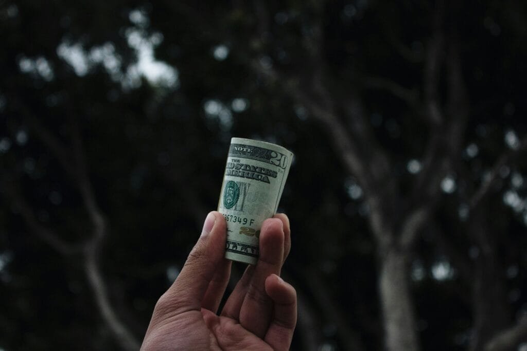 vitaly-taranov-OCrPJce6GPk-unsplash How to Invest with Little Money in 2024: A Beginner’s Guide