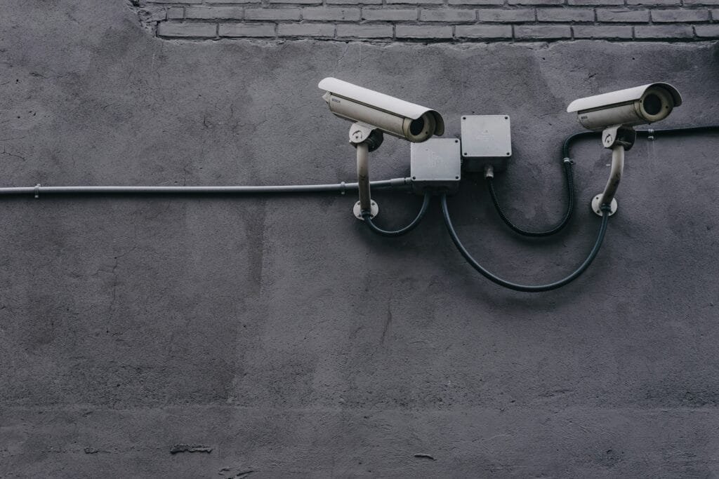 scott-webb-yekGLpc3vro-unsplash future of contactless payments